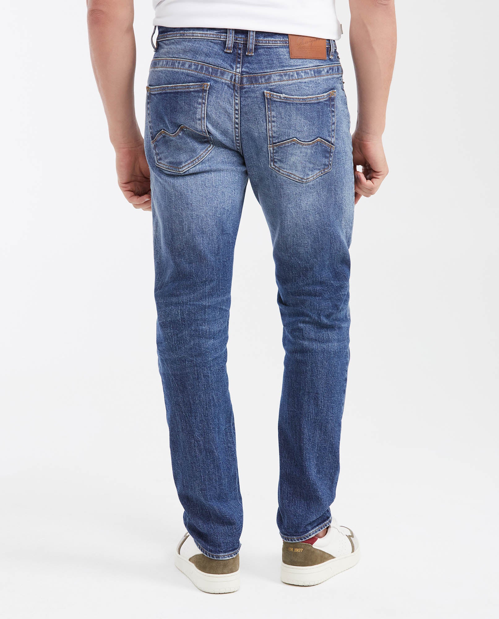 Men's Slim Fit Mid - Rise Dark Vintage Blue Slim Leg Jeans - Blue - 4