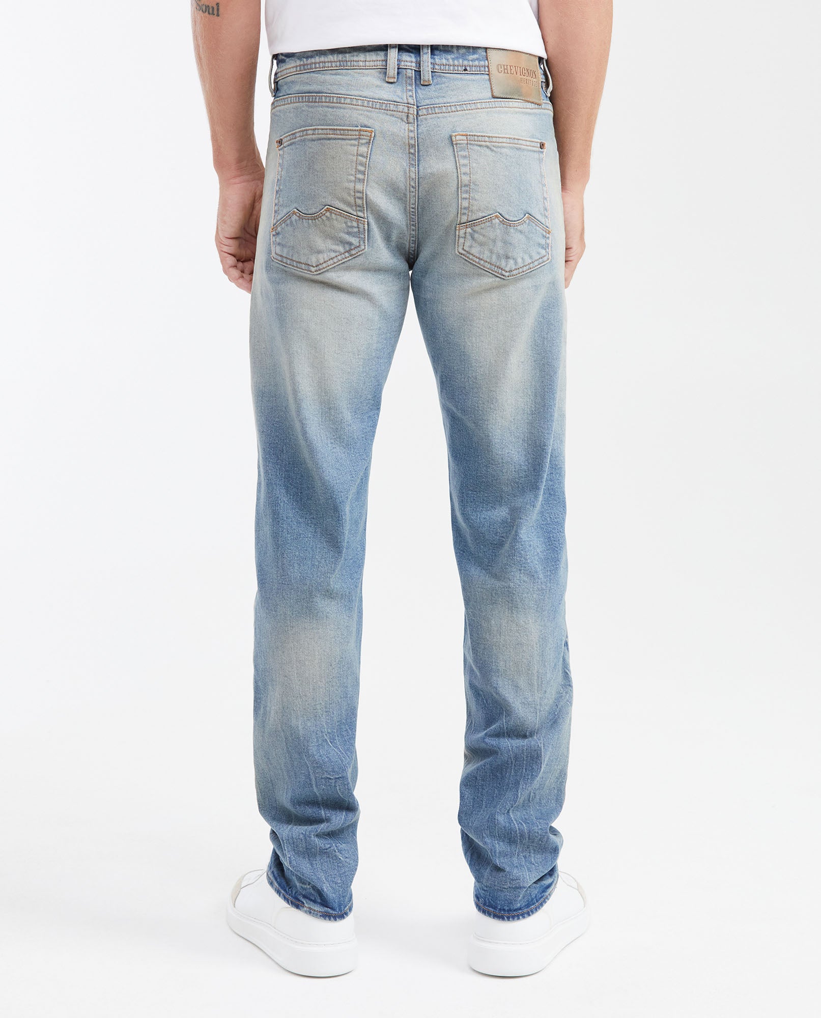 Men's Heritage Morrison Straight Fit Boot Cut Jeans in Medium Selvedge with Dirty Vanilla Effect - 5