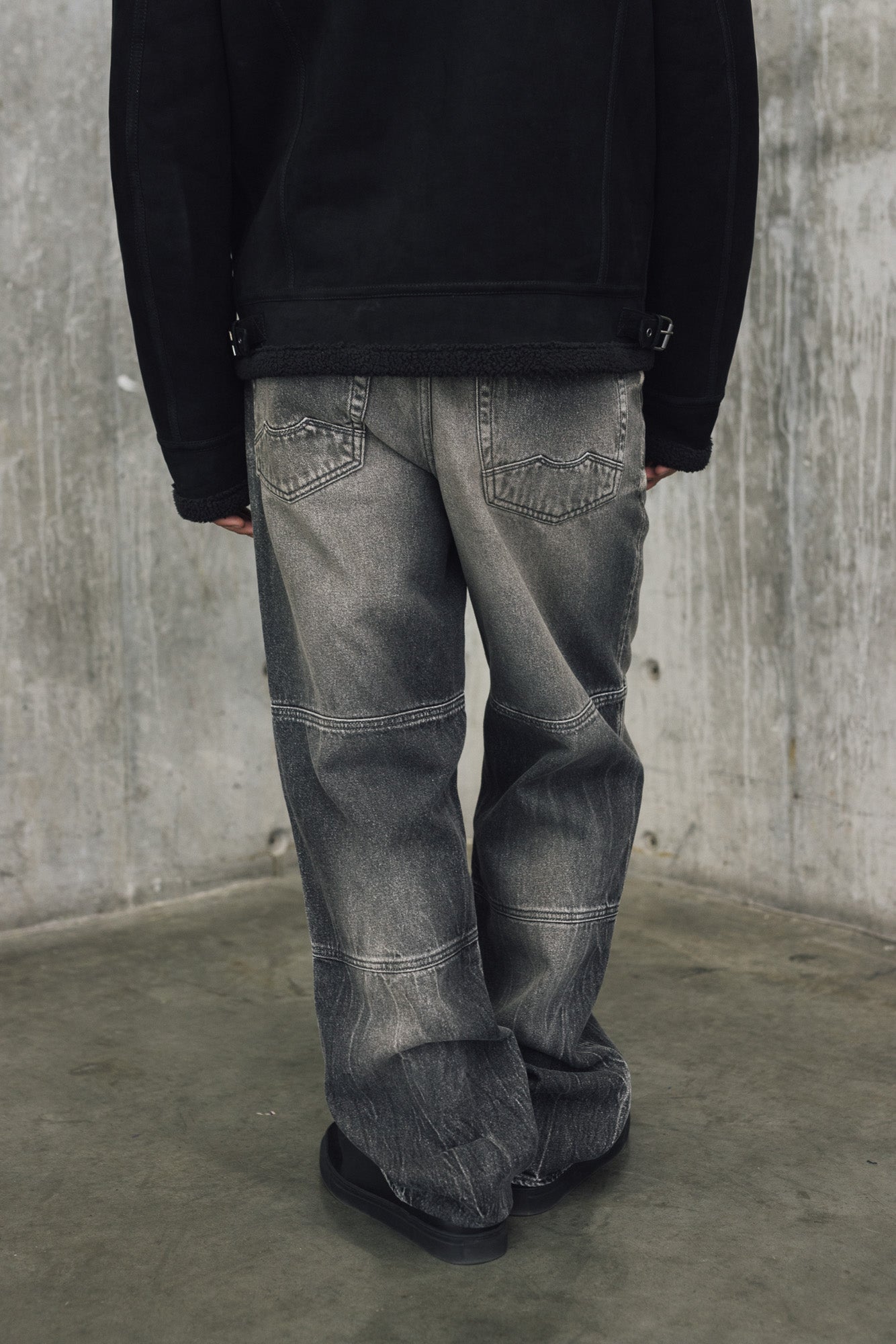 Mens Relaxed Fit Gray Jeans - Special Collection - Gray 63_332H201_GRI194305_4