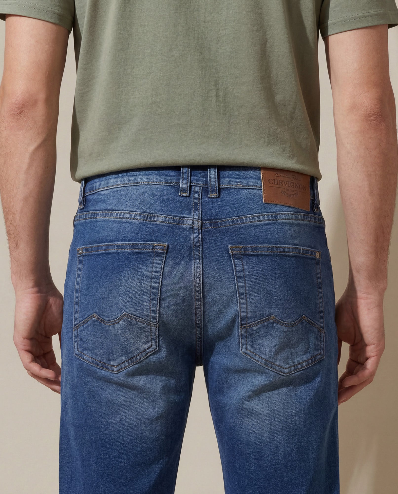 Mens Straight Fit Medium Wash Jeans - Blue 63_335G068_AZU184140_7