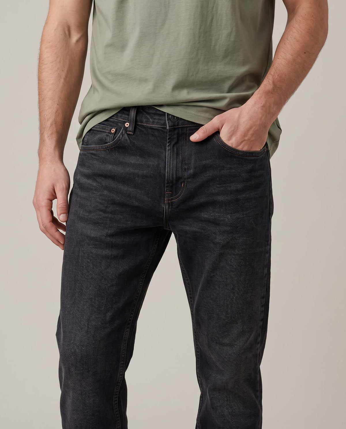 Men´s Black Straight Jeans - Black 63_335H004_NEG194004_3