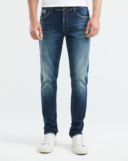SLIM FIT MID-RISE JEANS IN DARK WASH SL0017