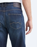 RELAXED FIT HIGH-RISE JEANS IN MEDIUM WASH