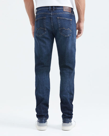 STRAIGHT FIT MID-RISE JEANS IN DARK WASH ST011