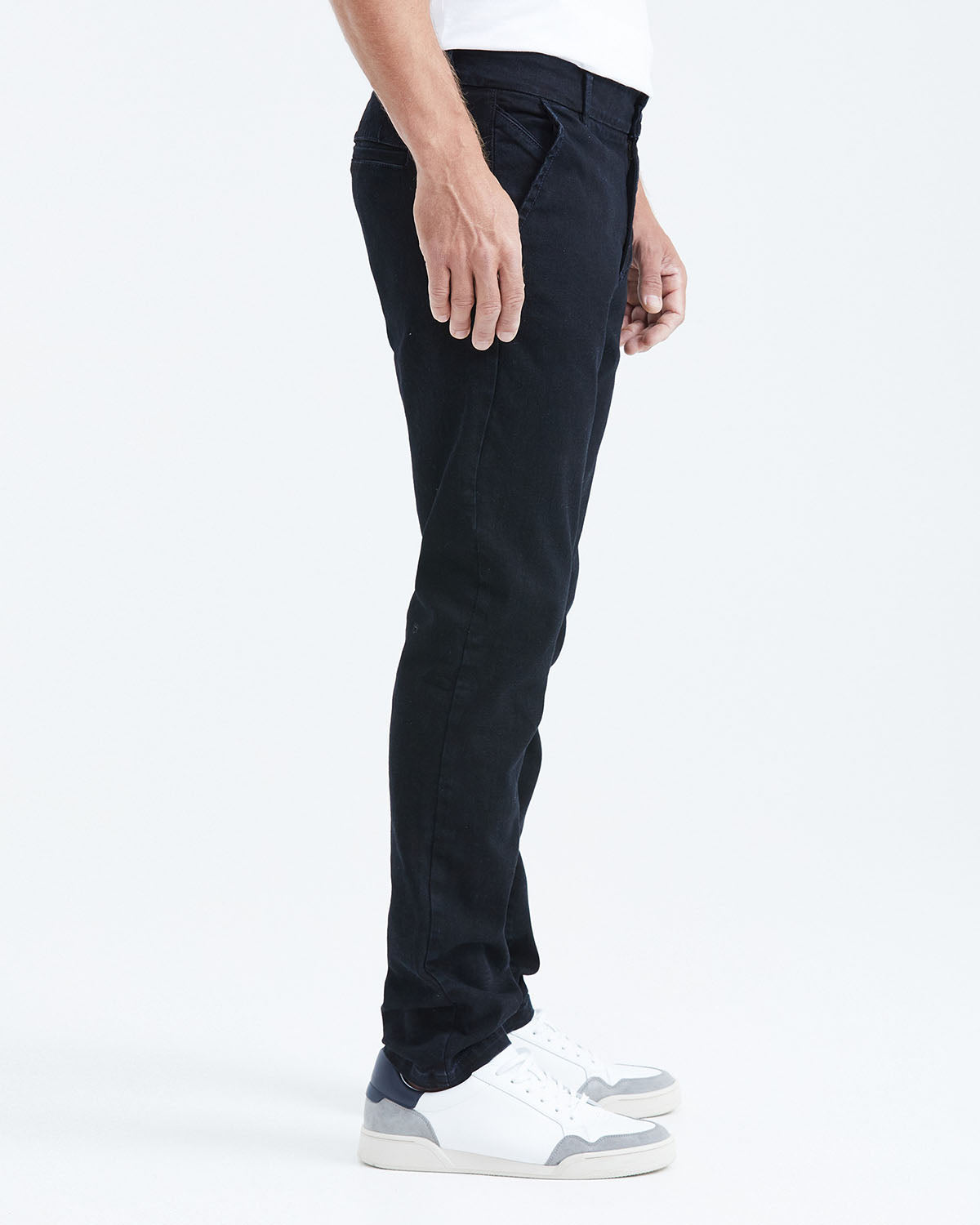 STRAIGHT FIT MID-RISE JEANS IN DARK WASH ST014
