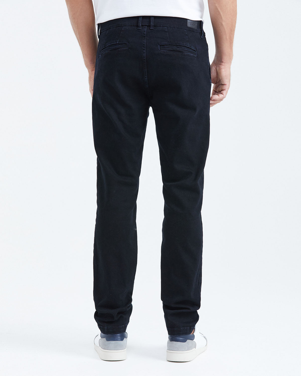 STRAIGHT FIT MID-RISE JEANS IN DARK WASH ST014