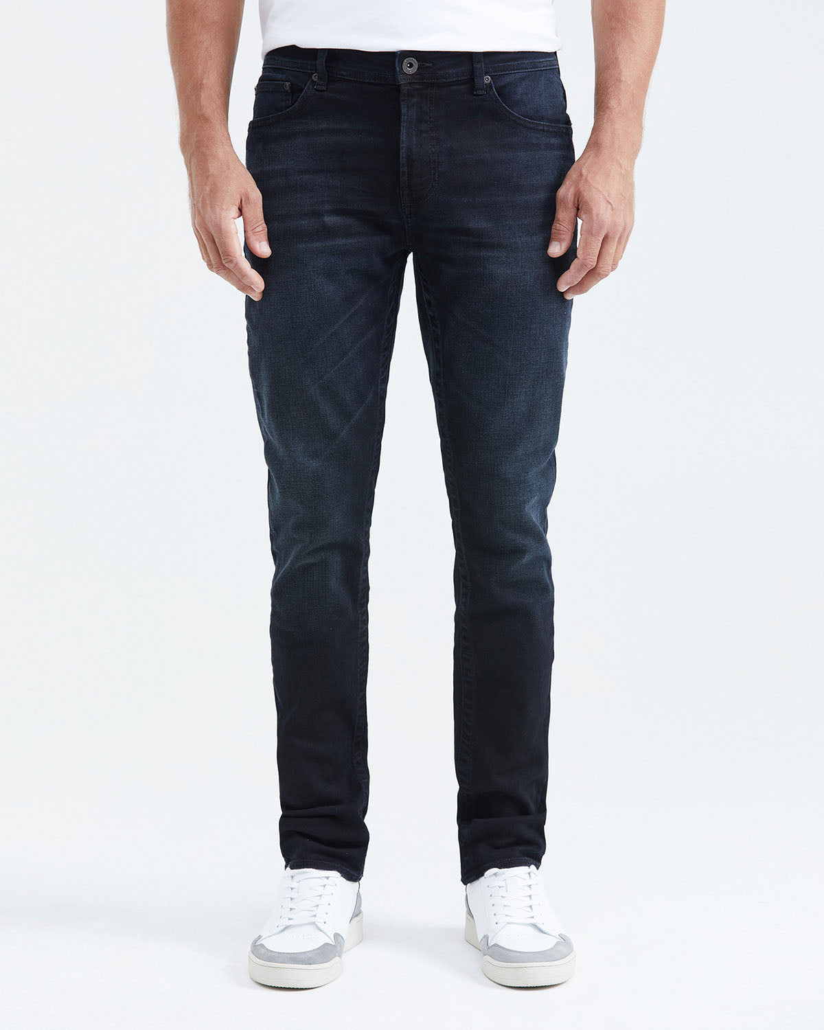 SLIM FIT MID-RISE DARK JEANS IN ULTRA DARK WASH SL007