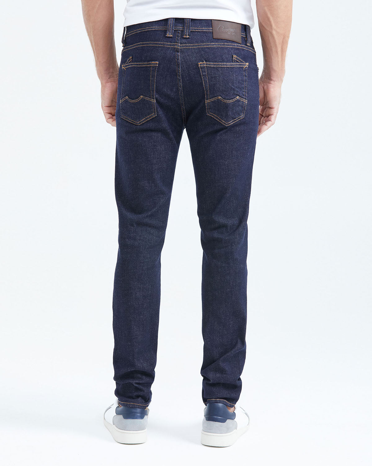SUPER SLIM FIT MID-RISE JEANS IN ULTRA DARK WASH SS009