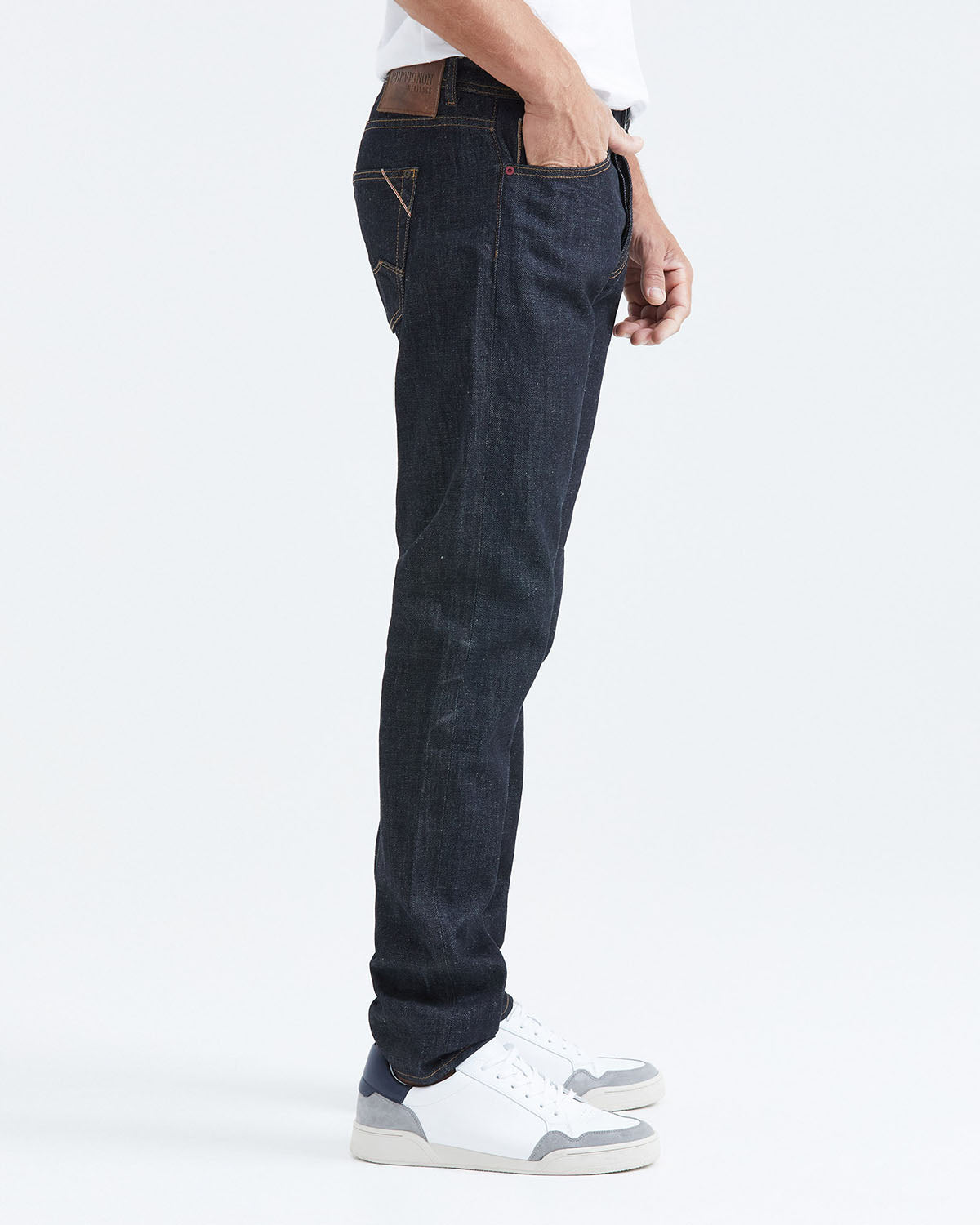 SUPER SLIM FIT MID-RISE JEANS IN ULTRA DARK WASH SS0011