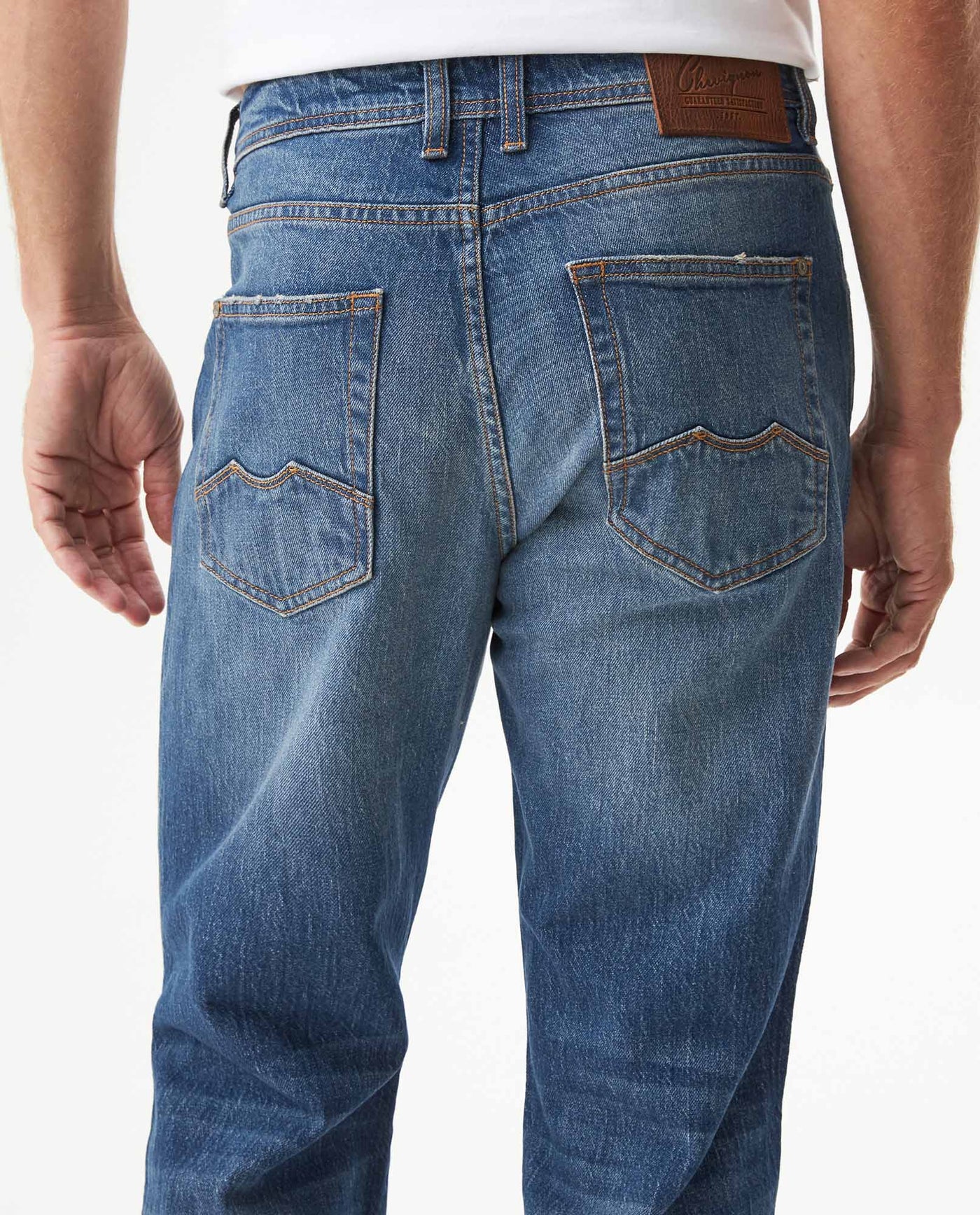 Men's Revenge Relaxed Fit Medium Wash Jeans in Cotton Stretch Blend, Plaza 339G001 - 6