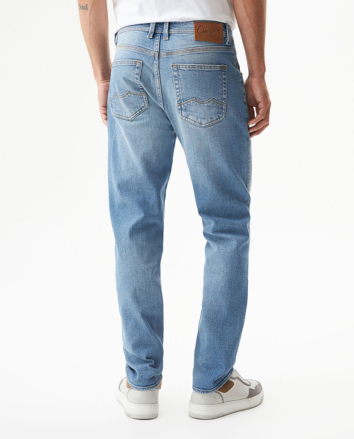 Men's Morrison Slim Light Wash Jeans in Cotton Stretch Blend, Moorings 339G004 - 5