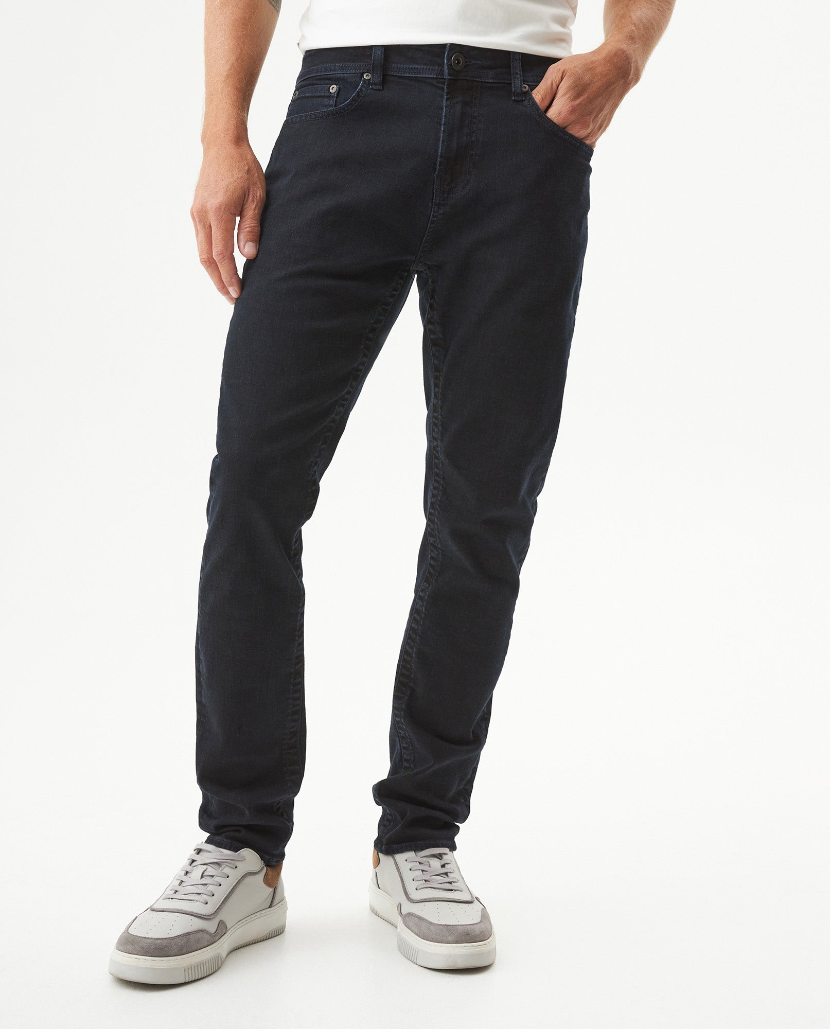 Men's Famous Skinny Fit Ultra Dark Wash Jeans in Cotton-Recycled Cotton Blend, Harbor 339G027 - 1