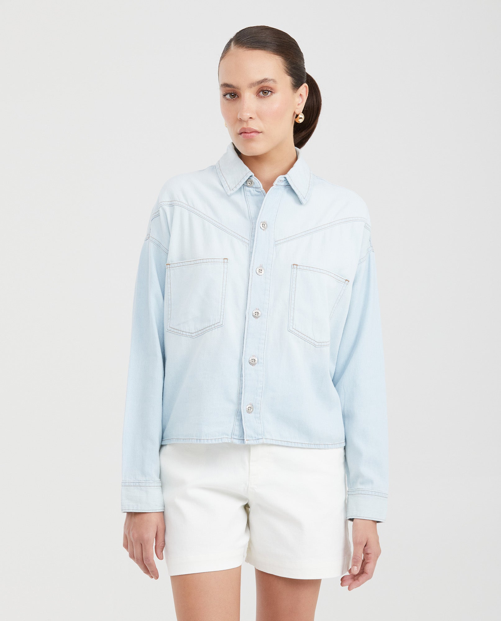 Women's Long Sleeve Relaxed Shirt Flap Pockets Dyed Buttons Light Wash Cotton - 1