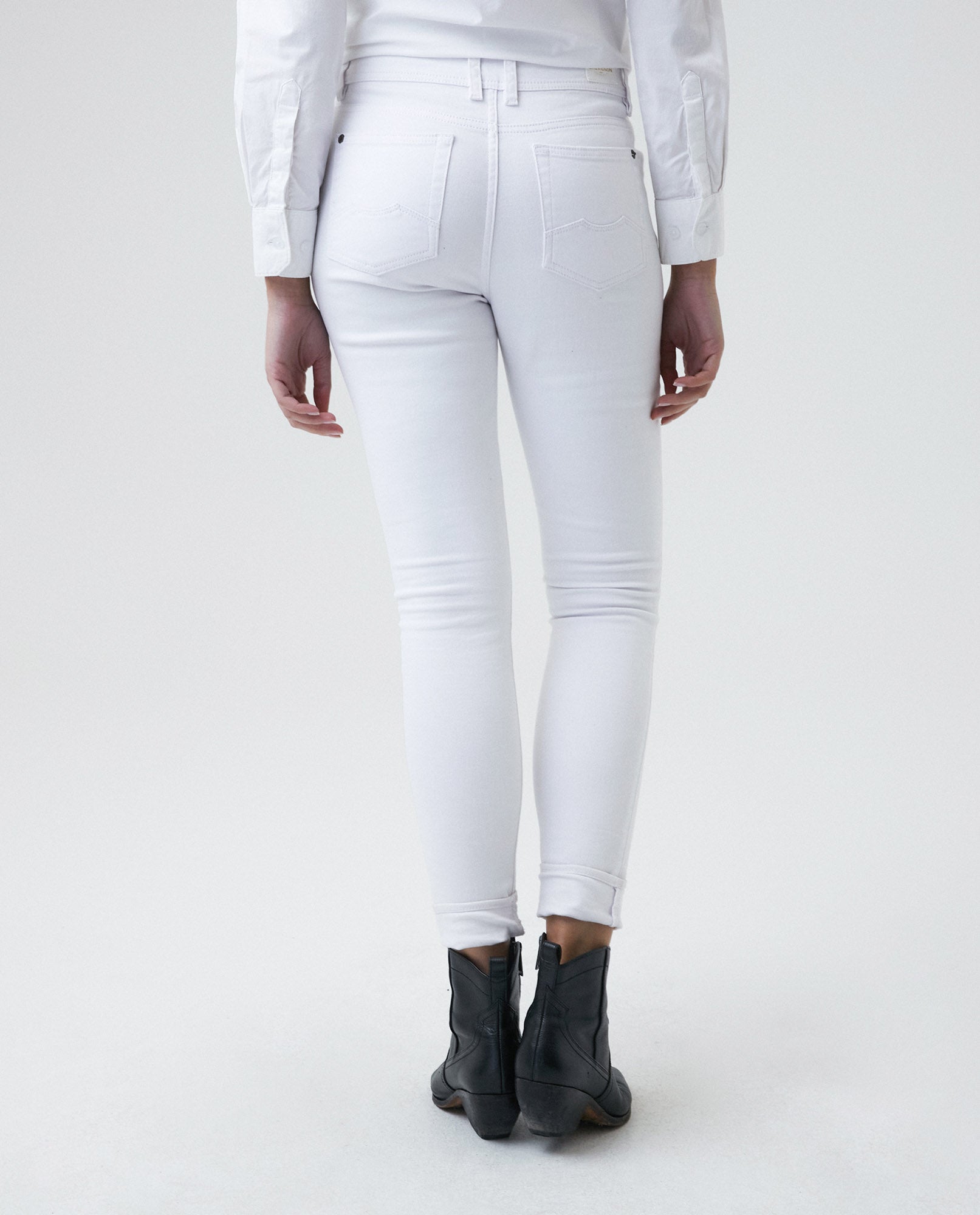 High Rise Jean Mujer - White 63_430E002_A00958_4