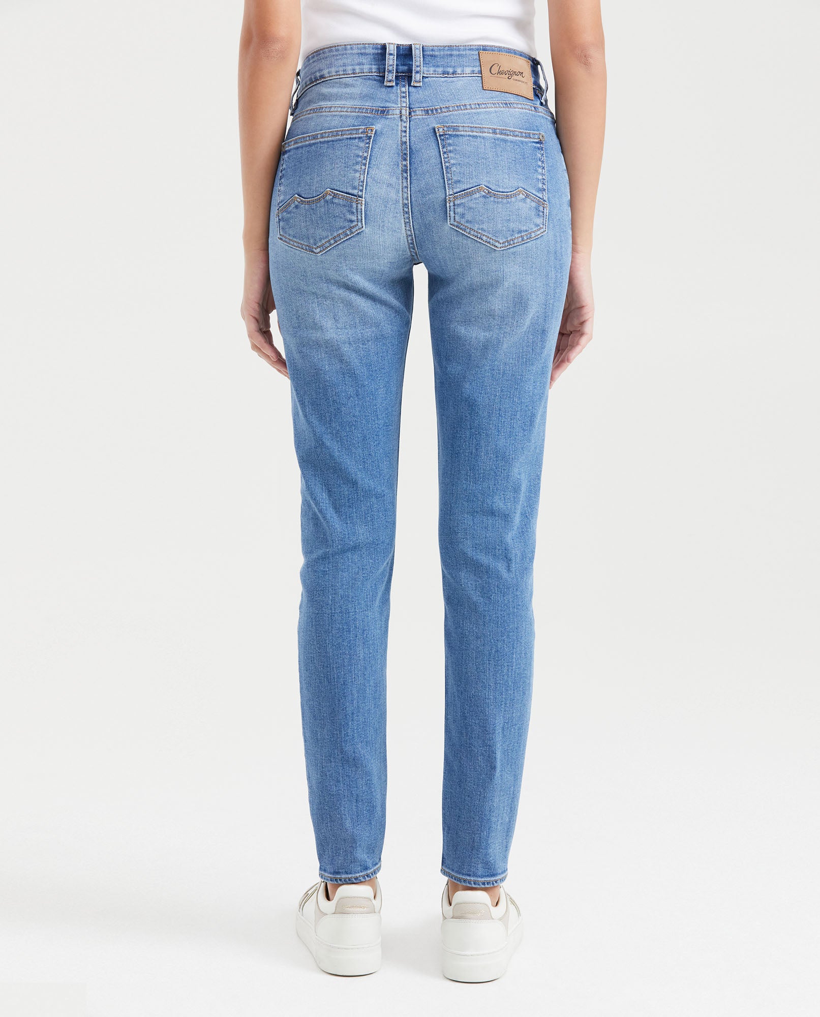 Women's Jeans, Low Rise Skinny Bootcut - Mid Blue 431G004 - 3