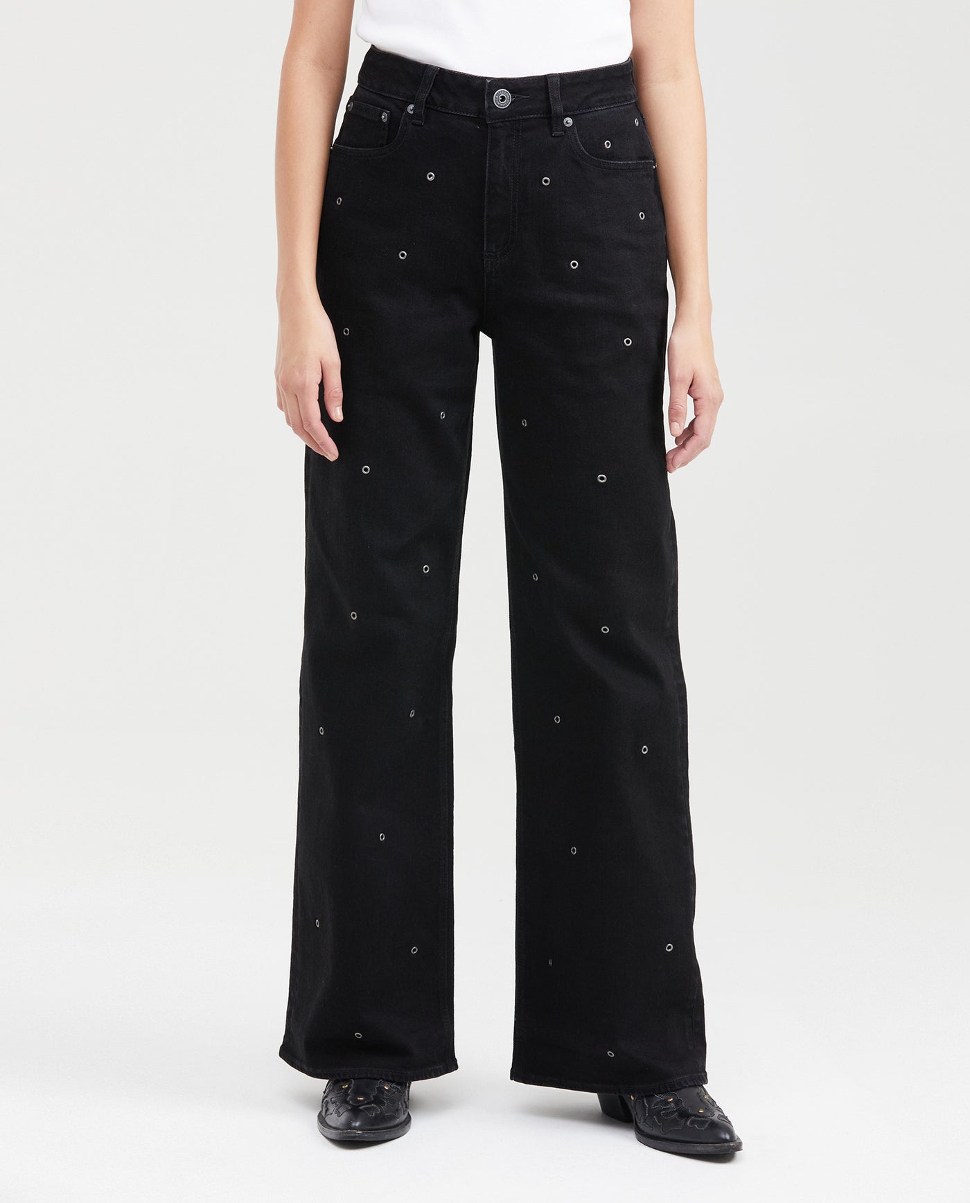 Jean Wide Leg Super High Rise Relaxed Boot Black with Decorative Eyelets for Women - Black 431G034 - 1