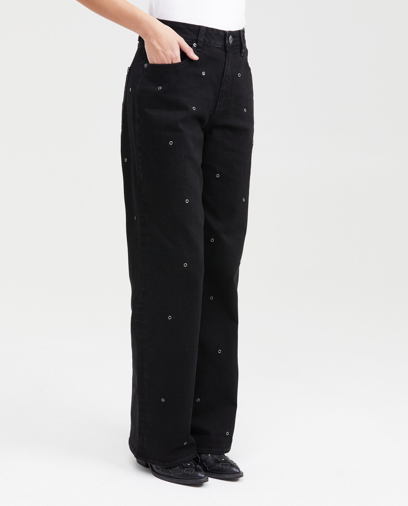 Jean Wide Leg Super High Rise Relaxed Boot Black with Decorative Eyelets for Women - Black 431G034 - 4
