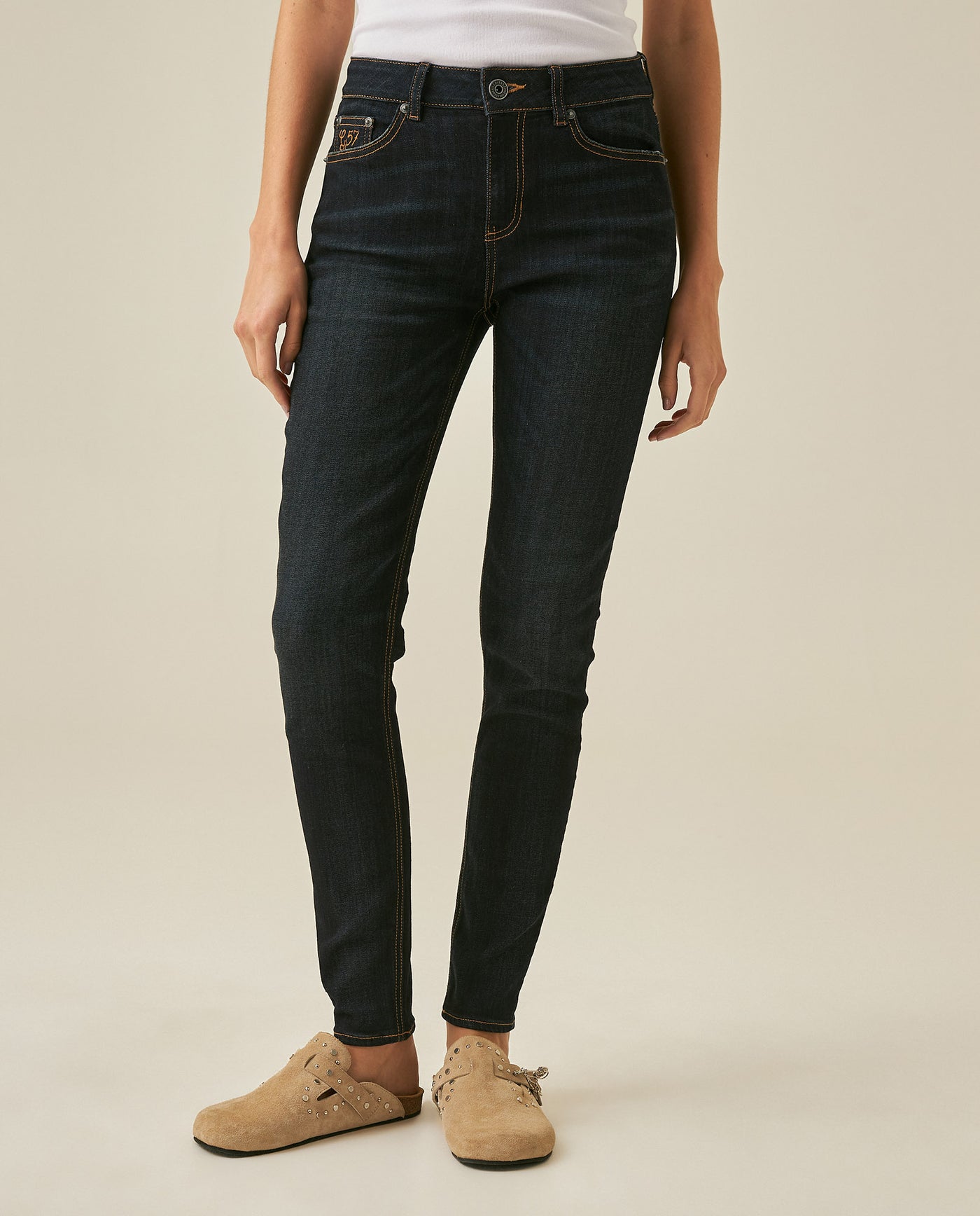 Womens Jeans Skinny Fit High Rise Cotton–Polyester Blend Ultra Dark Wash Embroidered - Blue 63_431H005_AZU193924_0