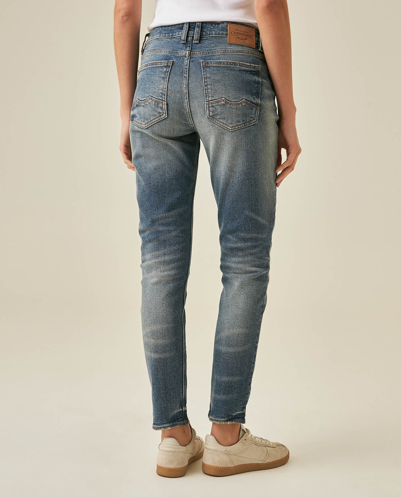 Womens Jeans Skinny Fit High Rise Cotton Comfort Medium Wash Heavy Vintage Distressing - Blue 63_431H008_AZU184140_6