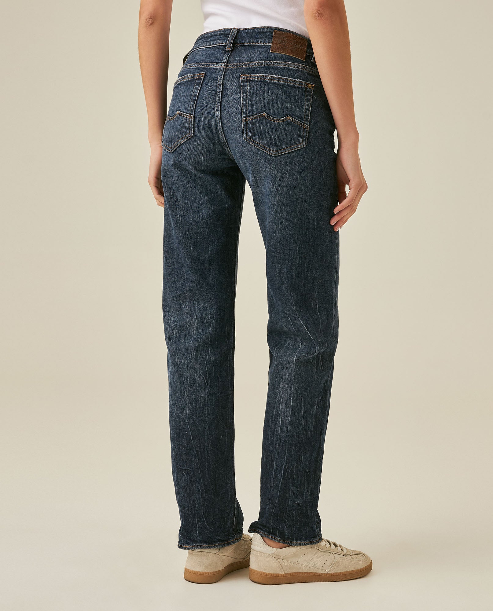 Womens Jeans Straight Relaxed Fit High Rise Cotton–Elastane Comfort Dark Wash Embroidered Logo - Blue 63_431H009_AZU194052_6
