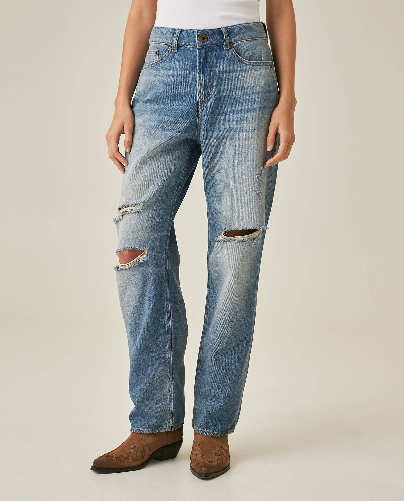 Womens Jeans Boy Fit Bootcut Mid Rise Cotton–Lyocell Medium Wash Rips Subtle Distressing - Blue 63_431H014_AZU184140_0