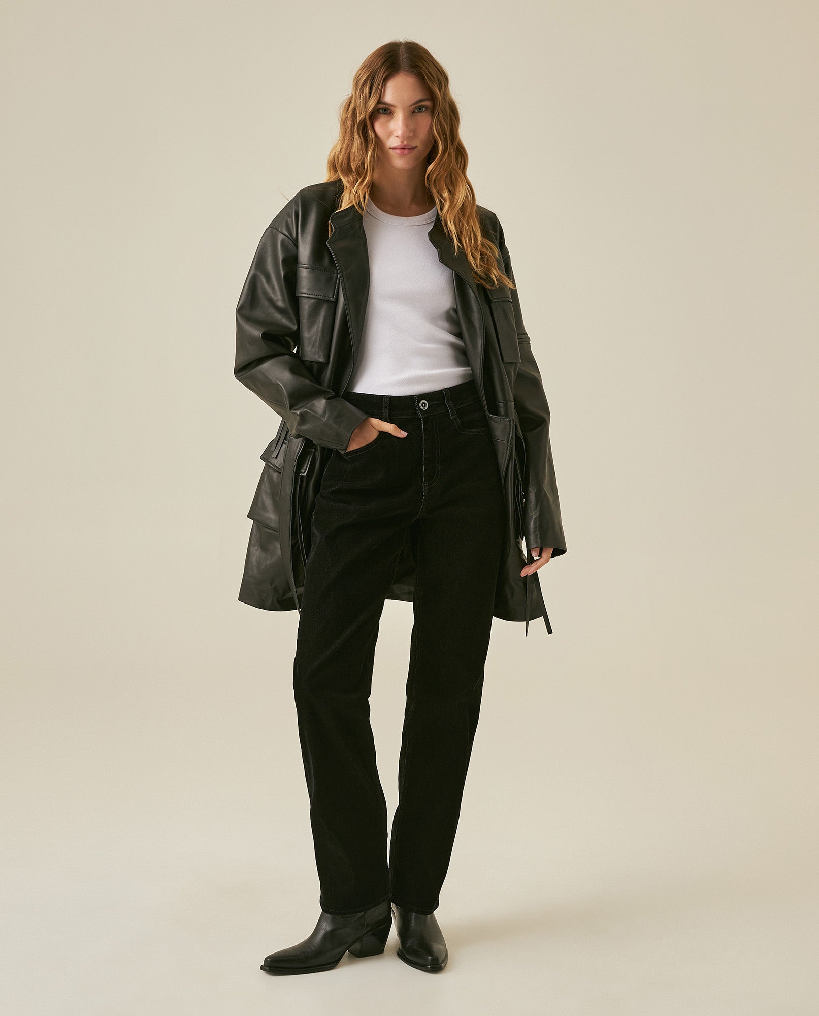 Womens Jeans Special Fit Straight Relaxed Leg Super High Rise Cotton Blend Black Wash Premium Drape - Black 63_431H021_NEG194004_4