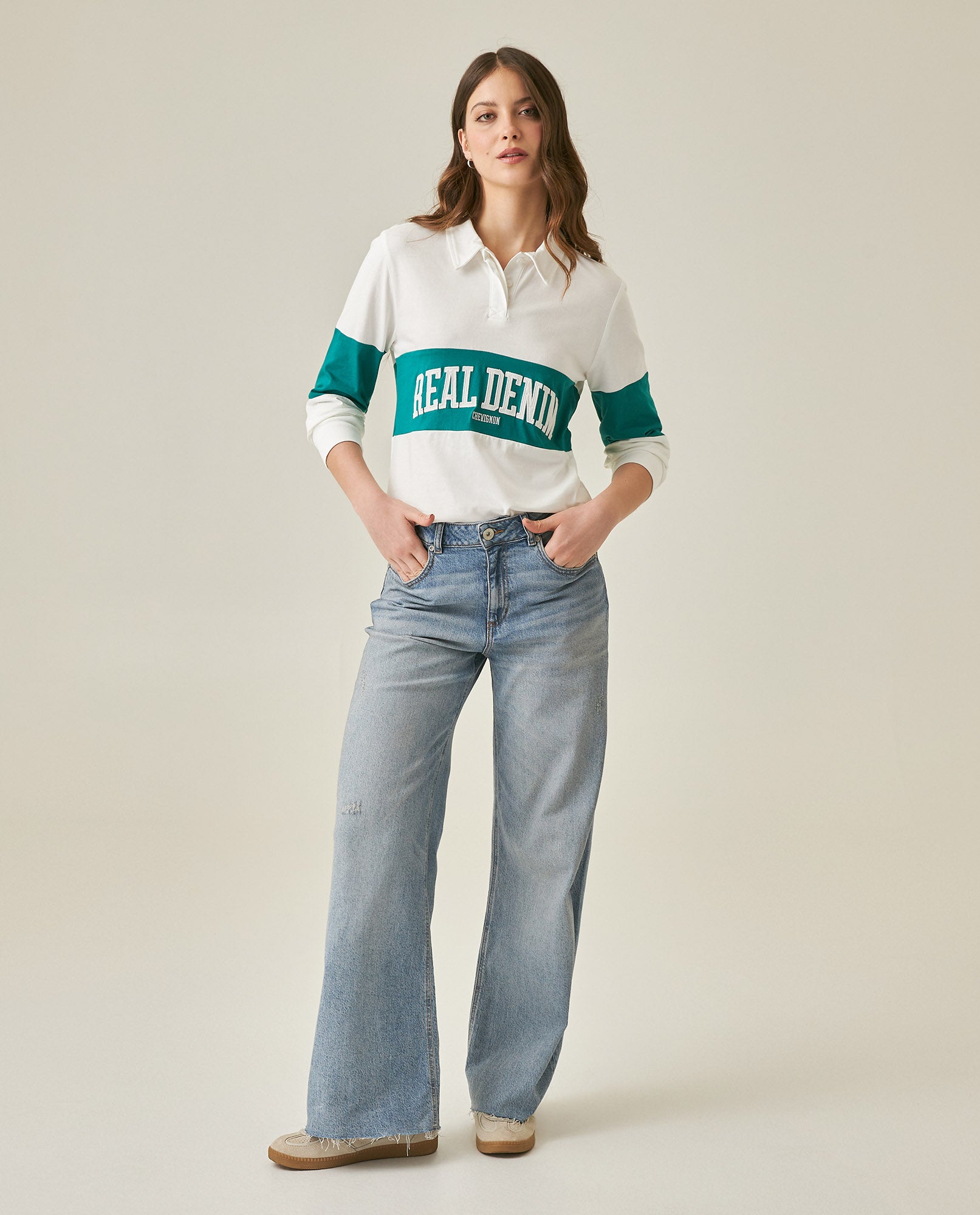 Womens Jeans Wide Leg Relaxed High Rise Cotton–Tencel Blend Light Wash Powdered Effect Notable Distressing - Blue 63_431H027_AZU154020_4