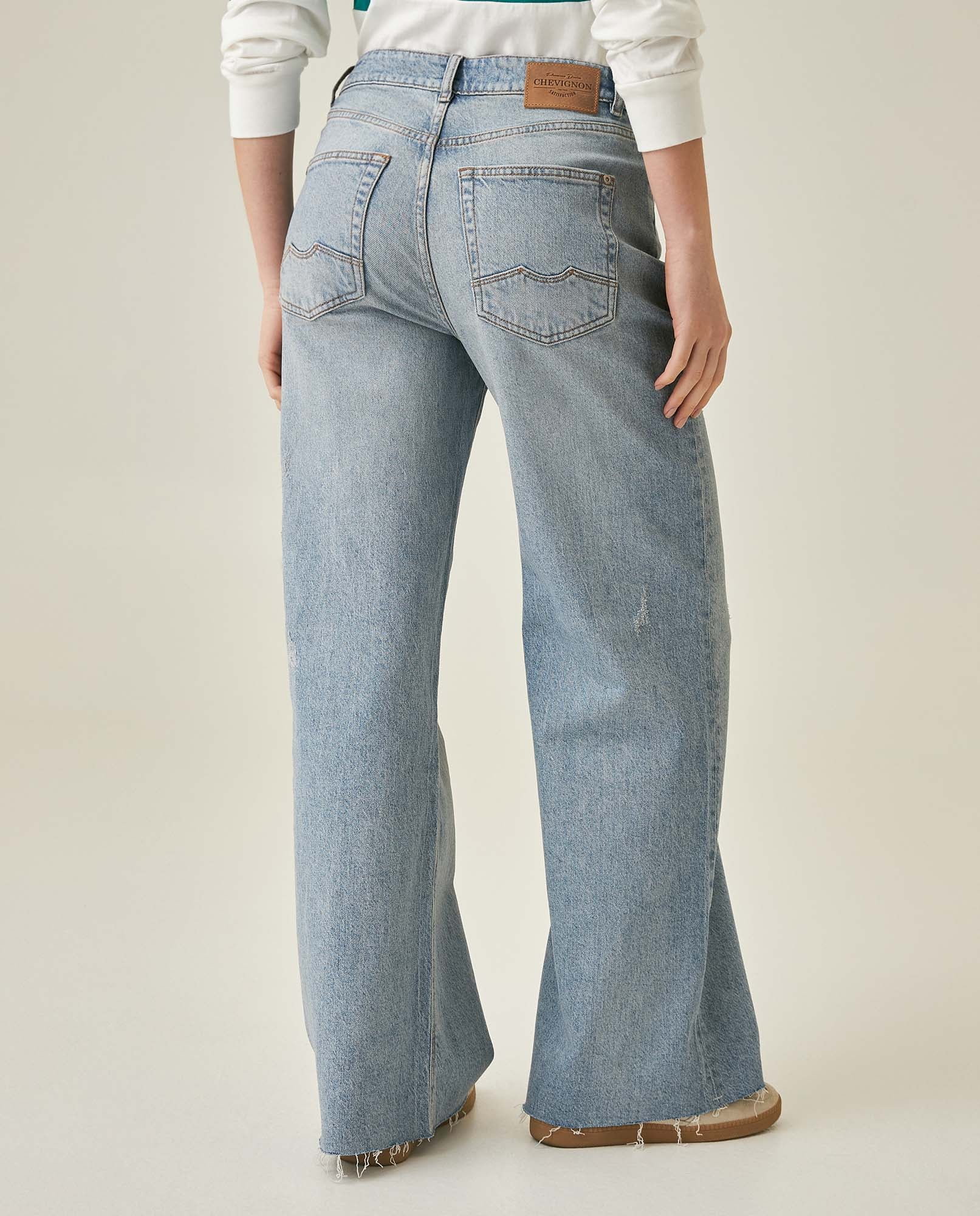 Womens Jeans Wide Leg Relaxed High Rise Cotton–Tencel Blend Light Wash Powdered Effect Notable Distressing - Blue 63_431H027_AZU154020_6