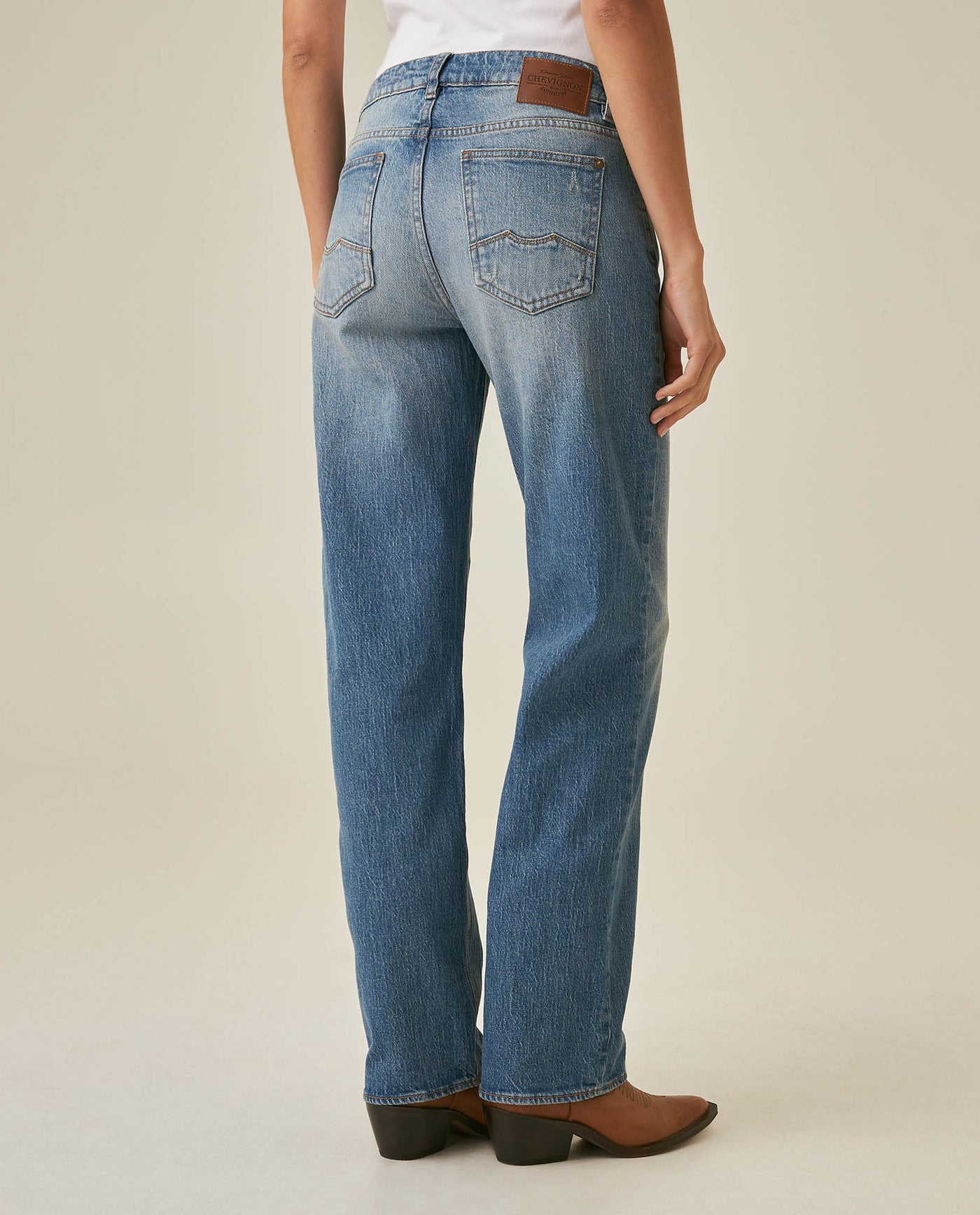 Womens Jeans Straight Relaxed Fit High Rise Cotton Comfort Medium Wash Piqué Texture Rips - Blue 63_431H031_AZU184140_6