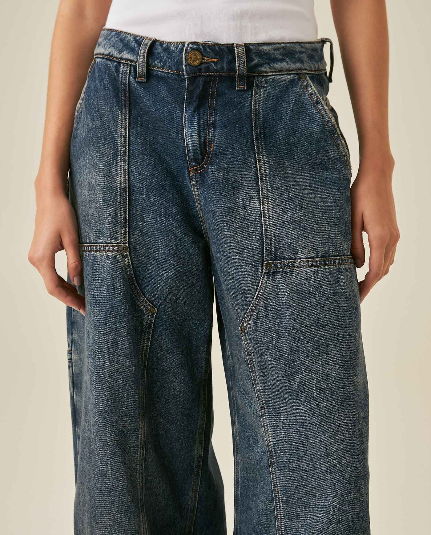 Womens Heritage Jeans Wide Leg Relaxed Mid Rise Cotton–Lyocell Carpenter Heritage Medium Wash Patch Details - Blue 63_431H450_AZU184140_5
