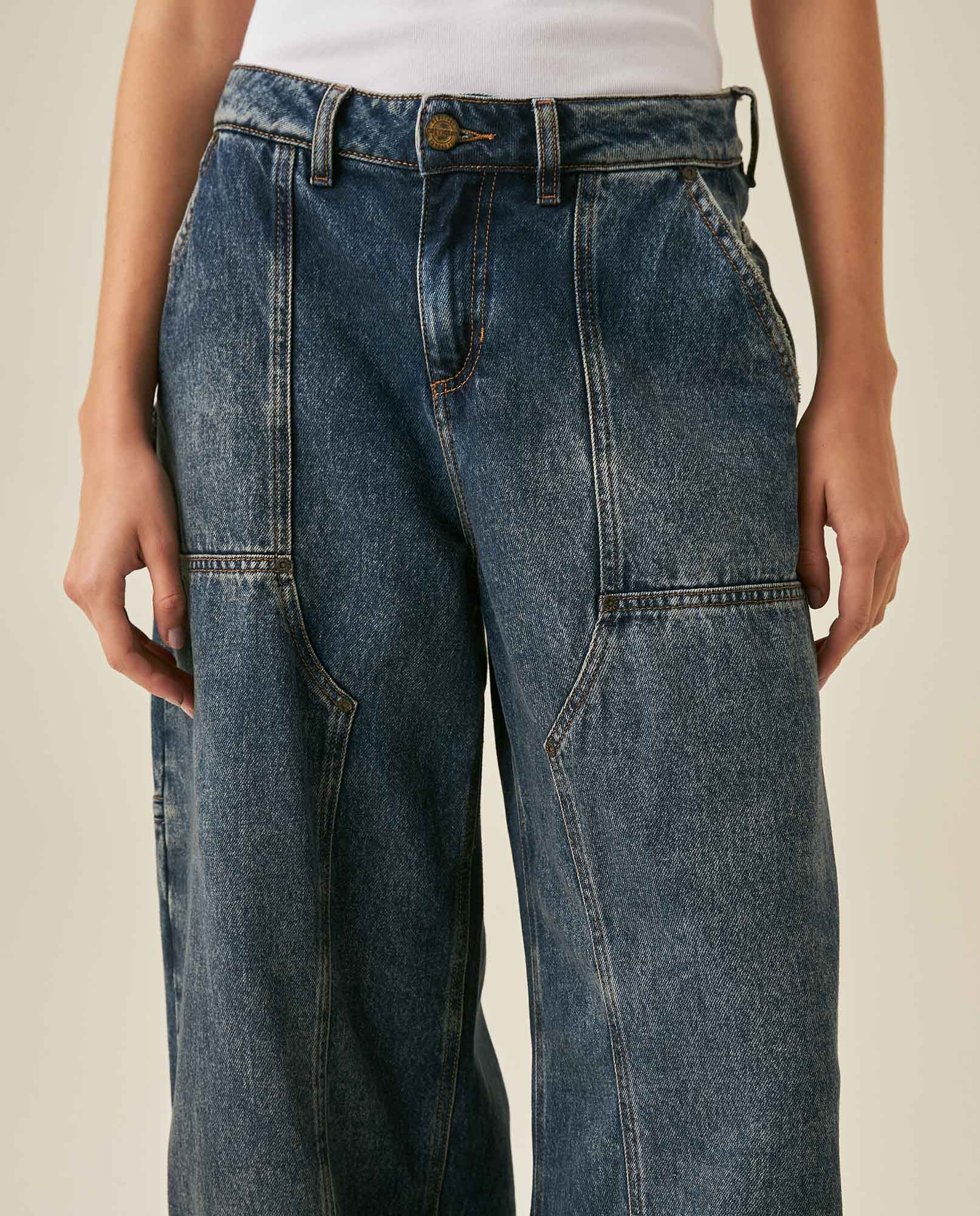 Womens Heritage Jeans Wide Leg Relaxed Mid Rise Cotton–Lyocell Carpenter Heritage Medium Wash Patch Details - Blue 63_431H450_AZU184140_5