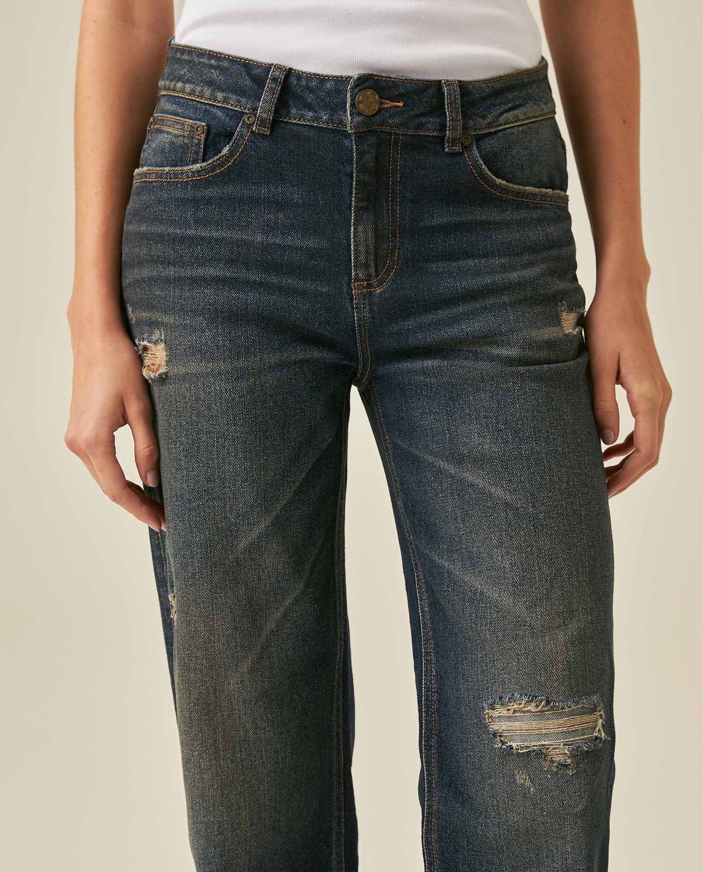 Womens Heritage Jeans Straight Relaxed Fit Mid Rise Cotton Comfort Dark Wash Rips Subtle Distressing - Blue 63_431H451_AZU194052_5