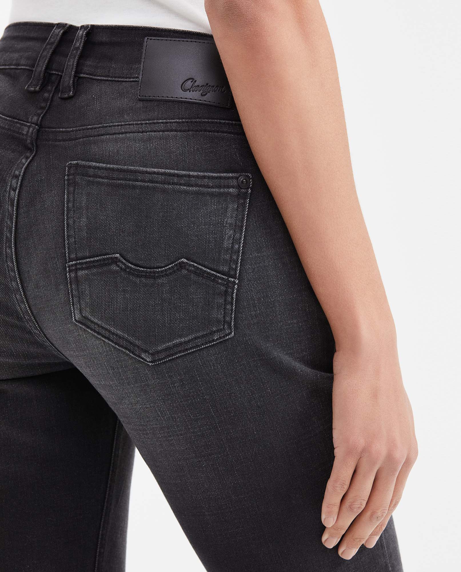 Women's Cosmo High Rise Skinny Jeans in Gray with Tone-on-Tone Stitching - 6