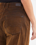 High-Rise Straight Fit Jeans with Relaxed Leg in Brown for Women - Brown 432G030 - 6