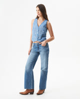 Women's Rusty Low Rise Light Wash Jeans in Cotton-Tencel Blend, Coastline 439G002 - 3