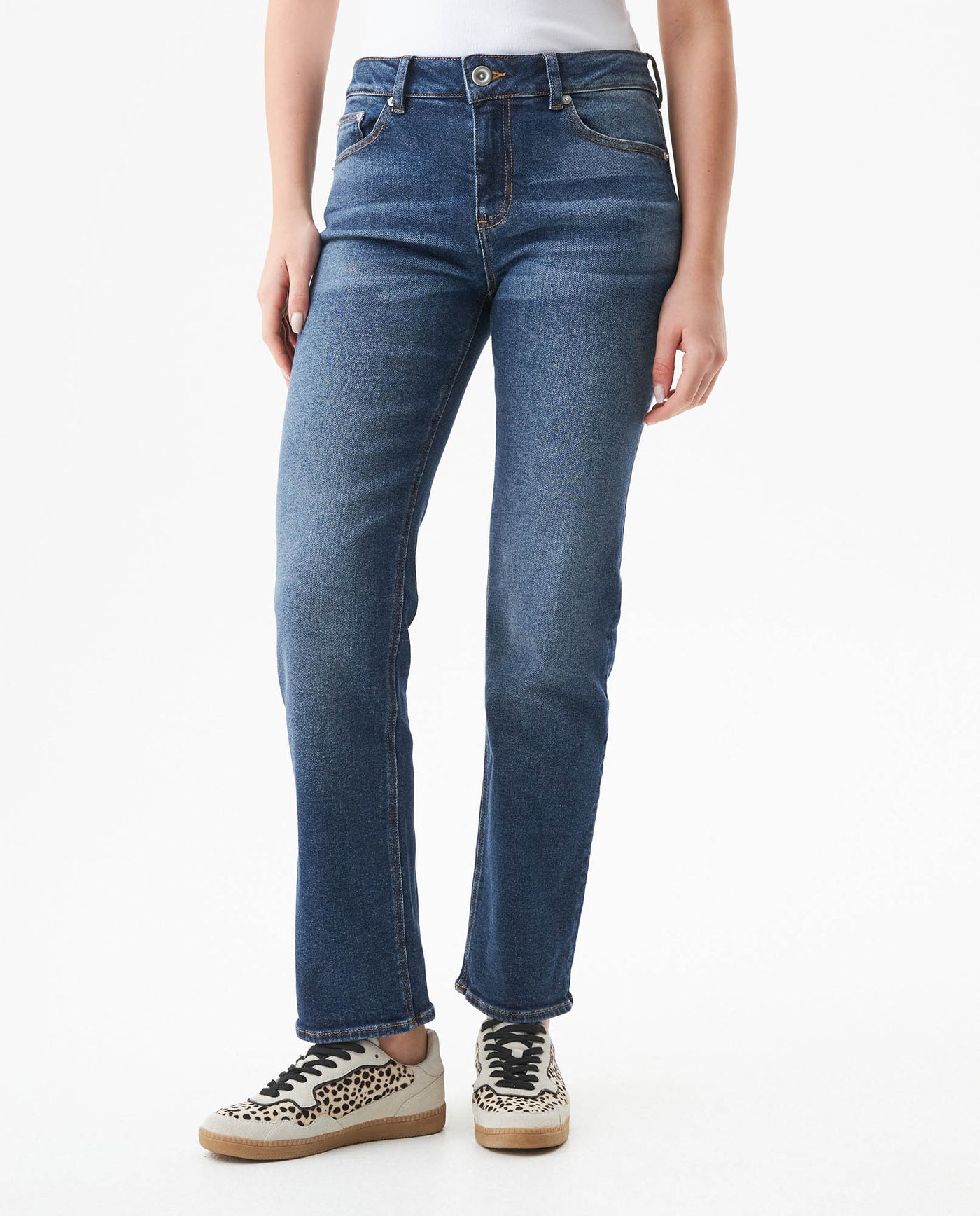 Women's Cosmo High Rise Medium Wash Jeans in Recycled Cotton Blend, Horizon 439G016 - 1