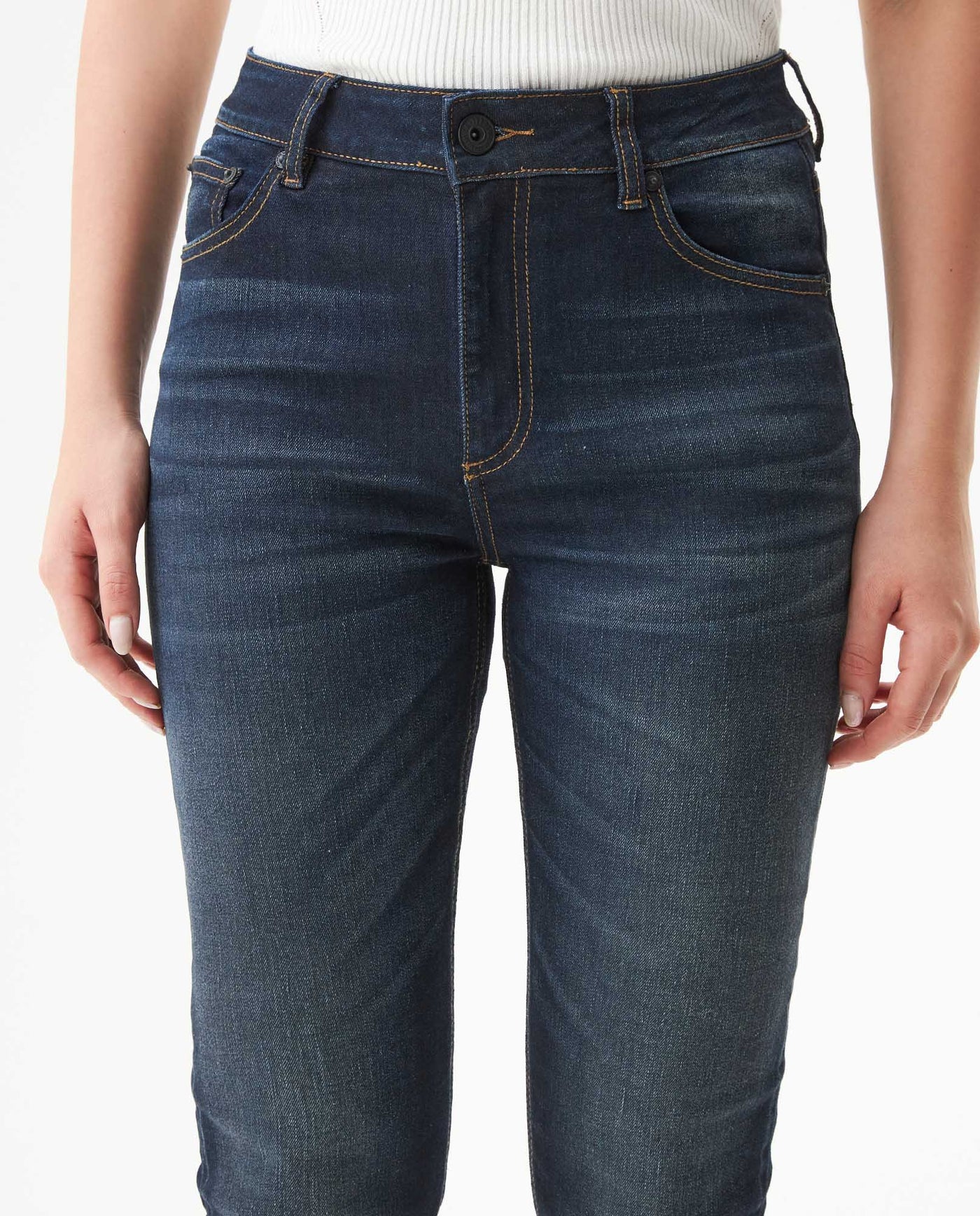 Women's Cosmo High Rise Ultra Dark Wash Jeans in Cotton-Recycled Polyester Blend, Voyage 439G023 - 4