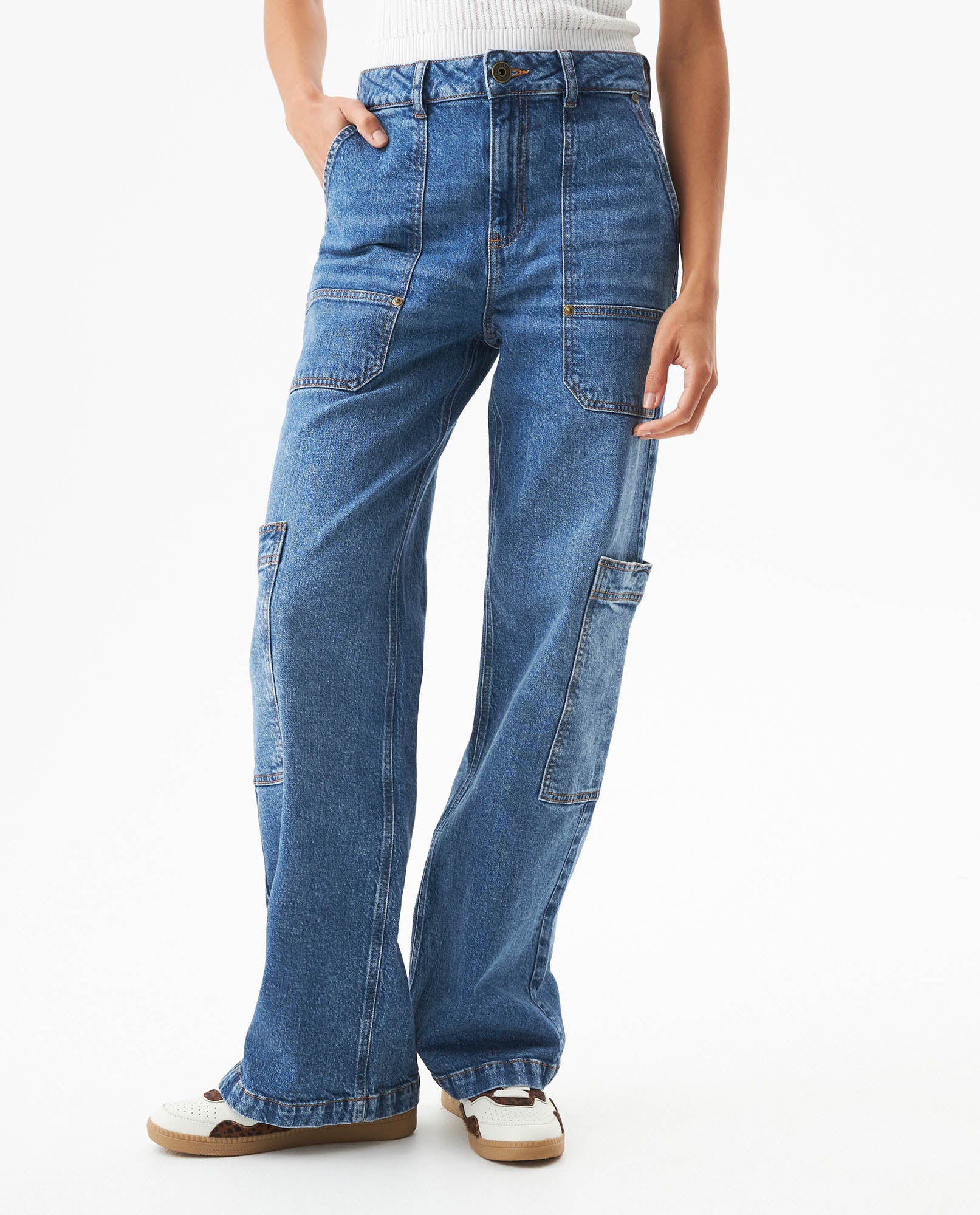 Women's Morrison Straight Fit High Rise Dark Wash Jeans in Cotton-Tencel Blend, Plaza 439G032 - 1
