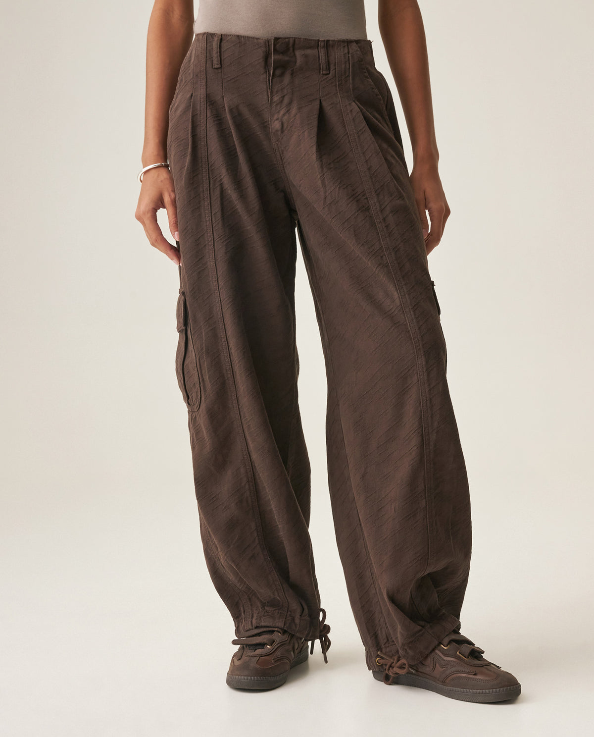 Women´s Cargo Jeans - Chocolate 63_439H044_CHO190913_3
