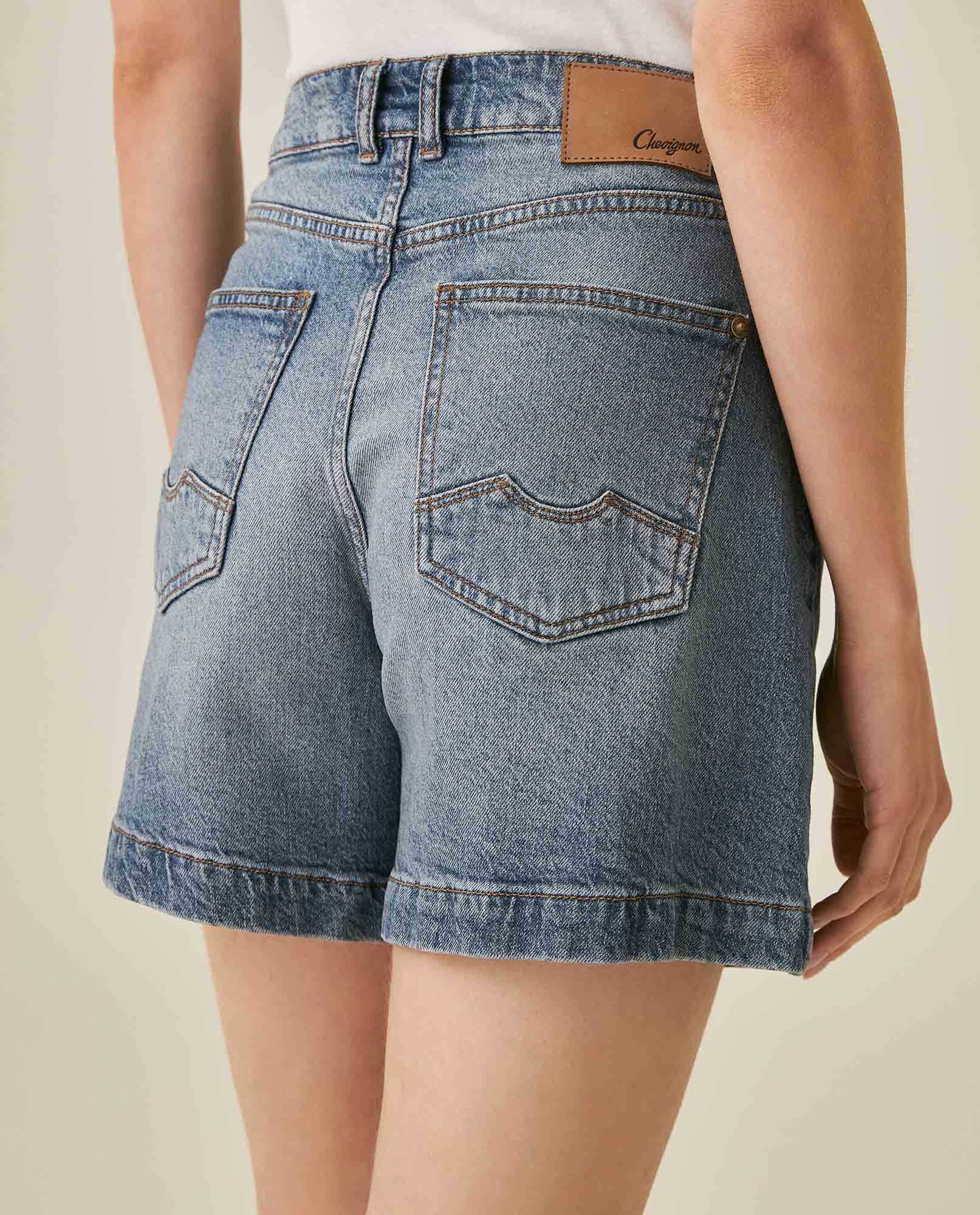 Womens Shorts High Rise Cotton–Tencel Blend Medium Wash Subtle Front Distressing Watch Pocket - Blue 63_451H001_AZU184140_7