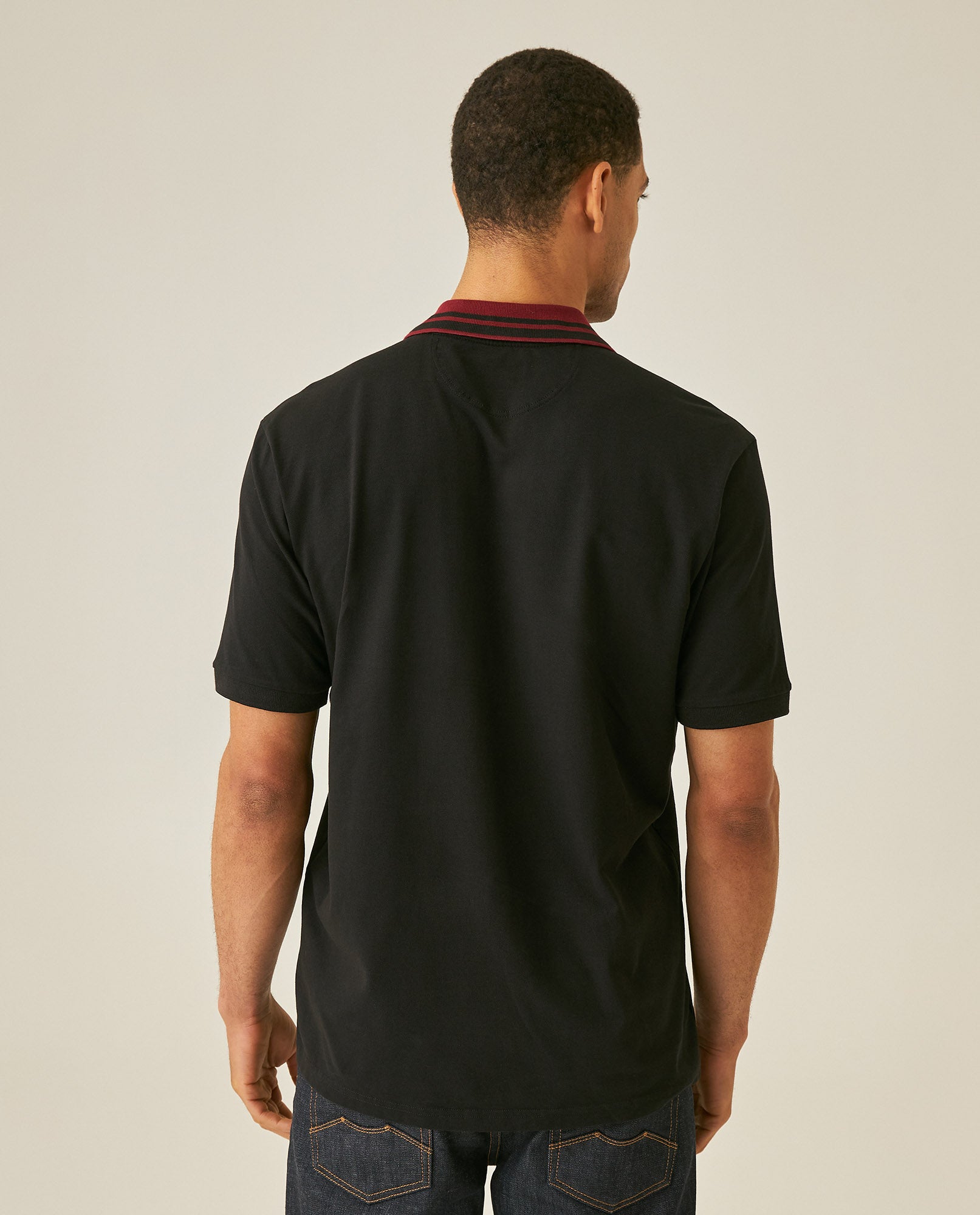 Mens Polo Shirt Classic Fit Short Sleeve Piqué Cotton Elastane Contrast Collar Mini Appliqué - Black 63_601H008_NEG194007_6