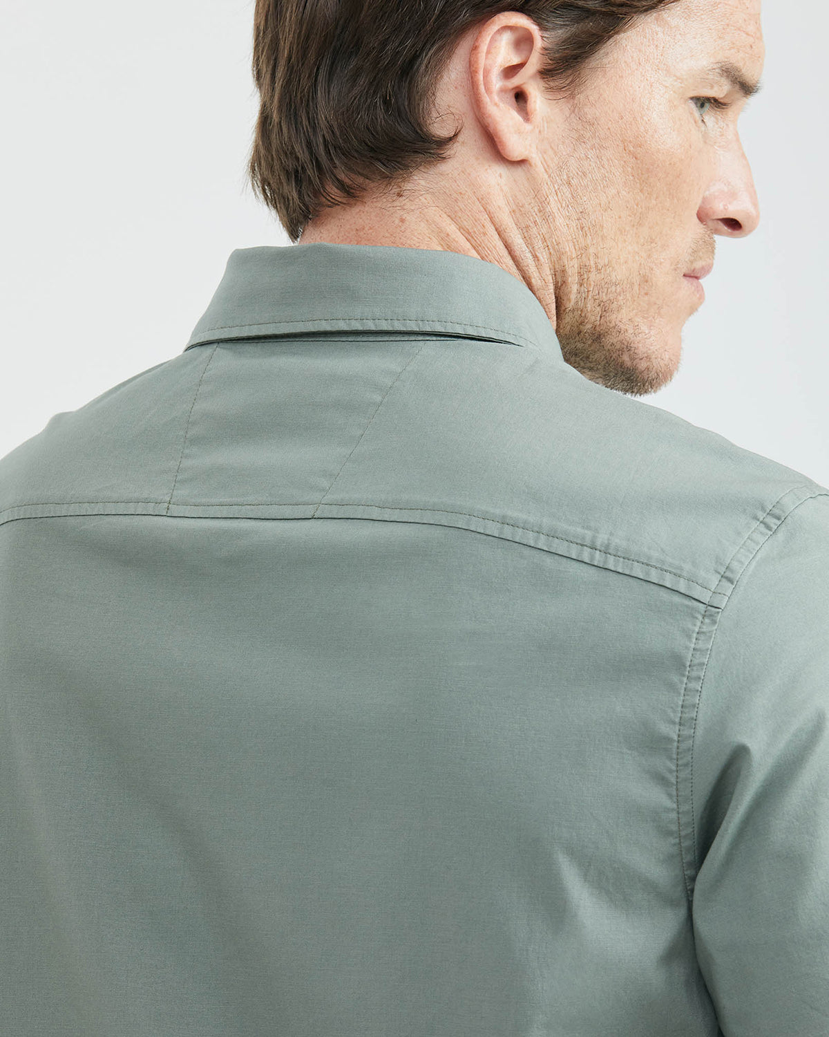 SLIM FIT SHORT-SLEEVE SHIRT IN GREEN