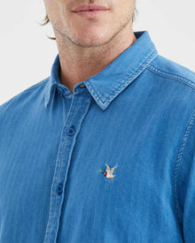 CLASSIC FIT DENIM SHORT-SLEEVE IN BLUE