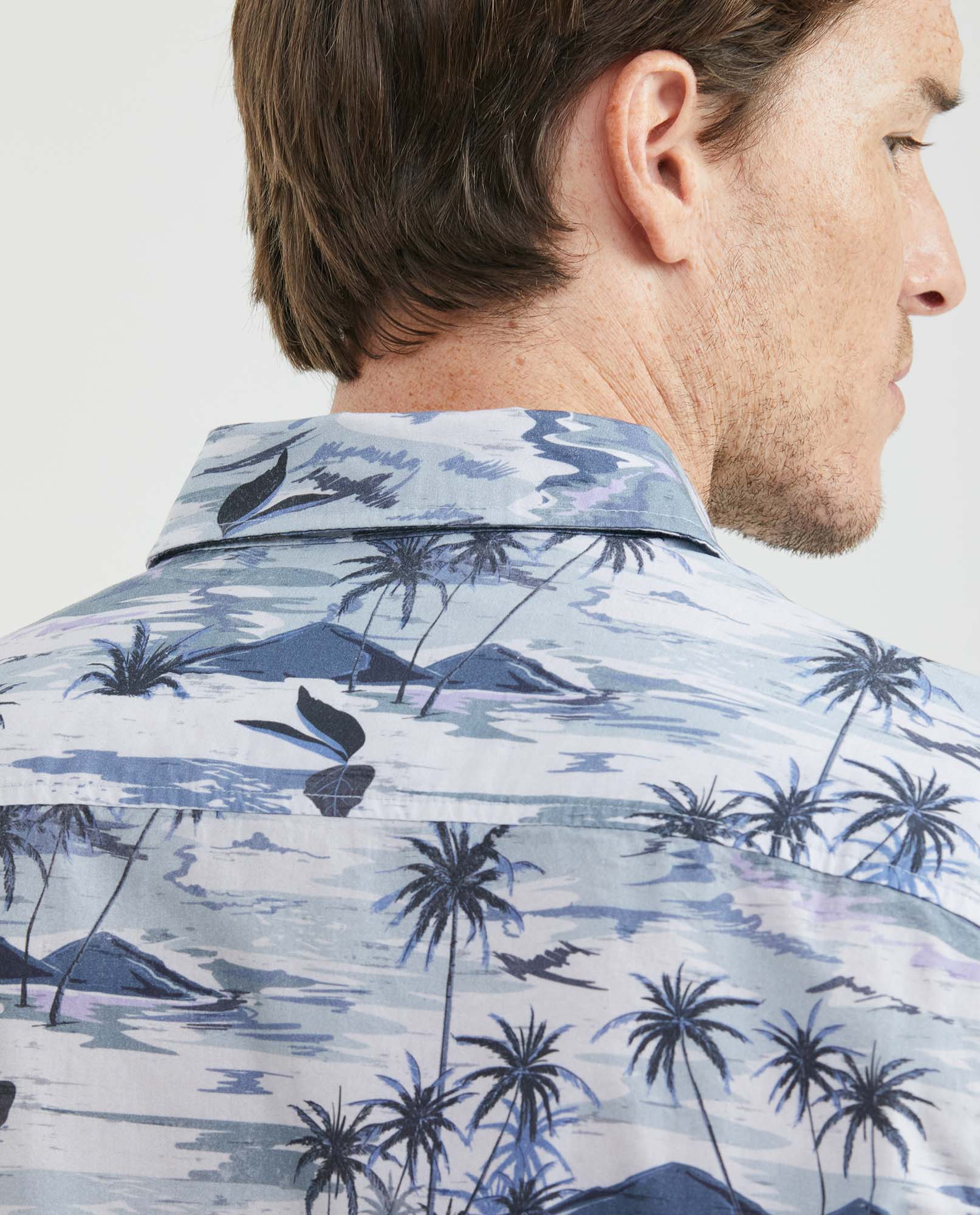 Men's Resort Shirt, Classic Fit Short Sleeve - Maxi Palm Print - Blue 611F007 - 5