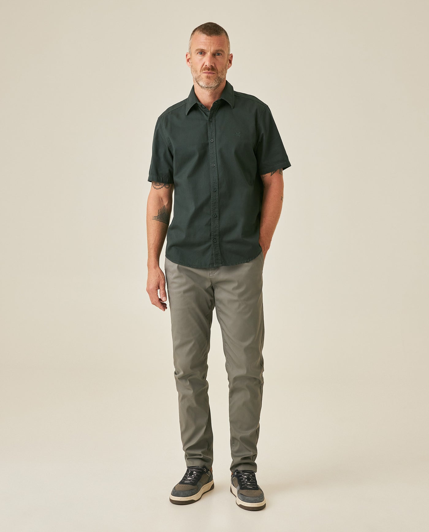 Mens Shirt Short Sleeve Slim Fit Twill Cotton Tone on Tone Duck Embroidery Marked Buttons - Green 63_611H002_VER195350_4