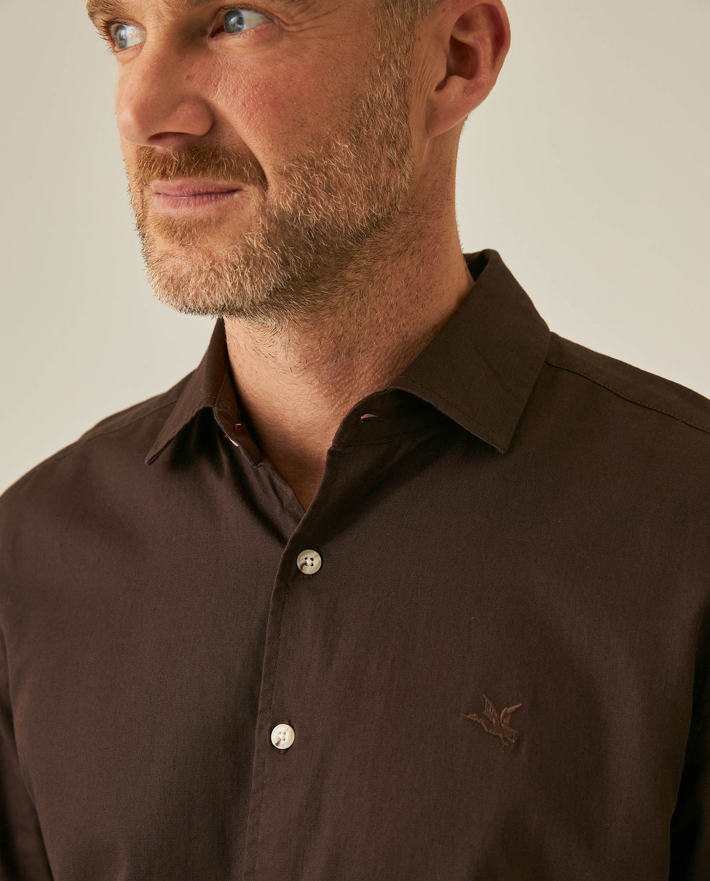 Mens Shirt Long Sleeve Slim Fit Spread Collar Cotton Subtle Satin Finish Tone on Tone Duck Side Pieces - Brown 63_611H011_CAF191016_5