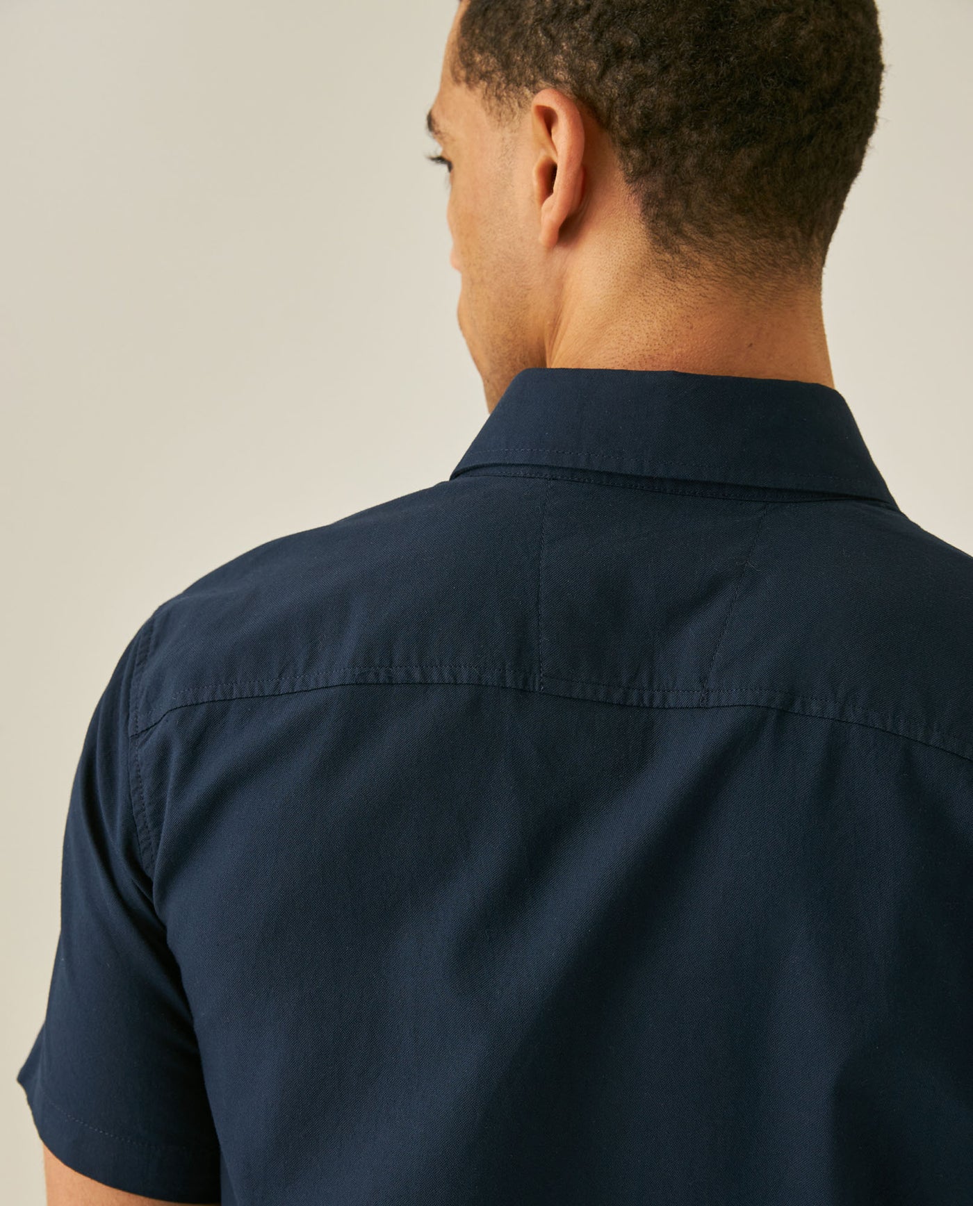 Mens Shirt Short Sleeve Slim Fit Oxford Cotton Vibrant Duck Raw Contrast Button Red Side Details - Blue 63_611H026_AZU193923_7