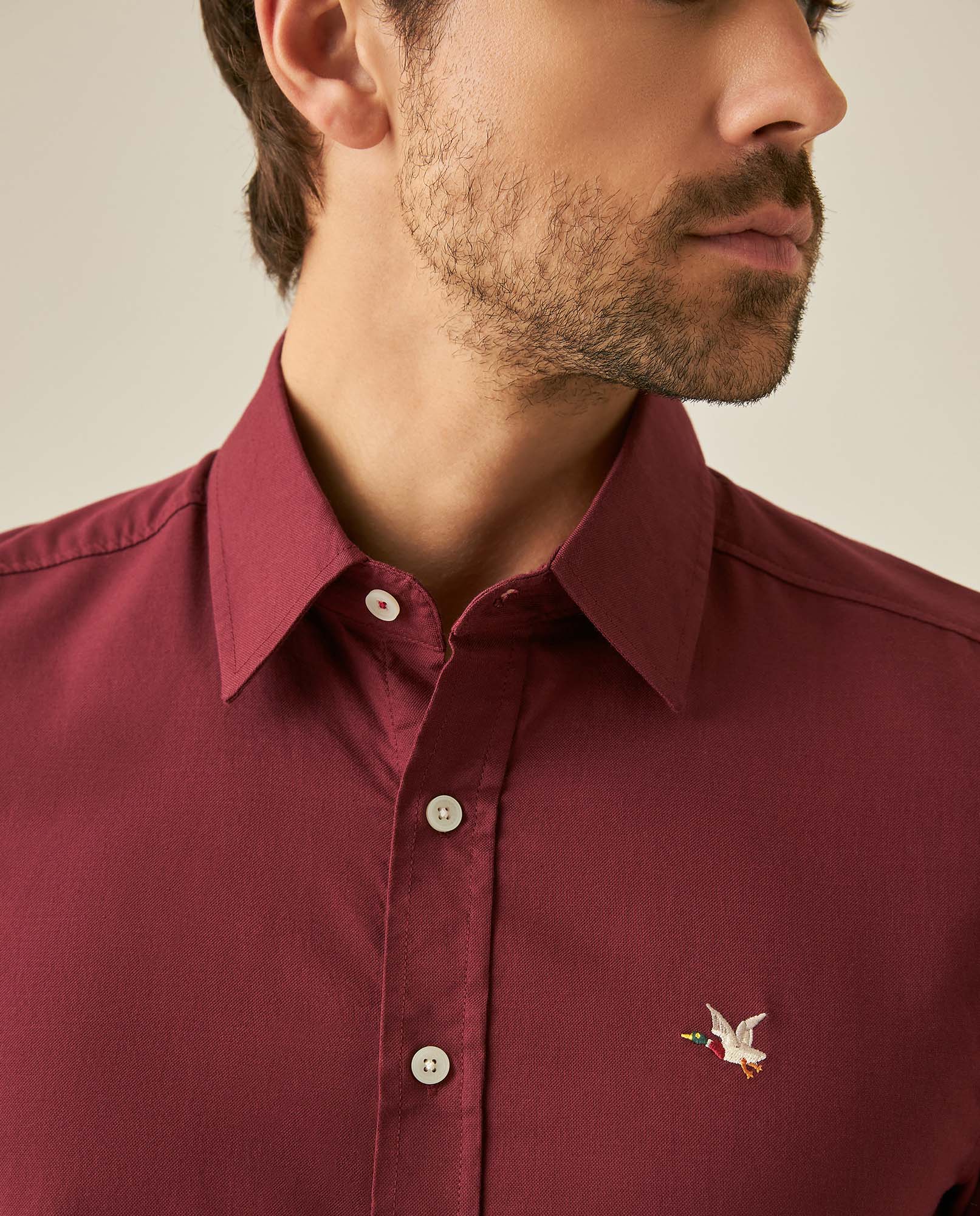 Mens Shirt Short Sleeve Slim Fit Oxford Cotton Vibrant Duck Raw Contrast Button Red Side Details - Red 63_611H026_ROJ191522_5