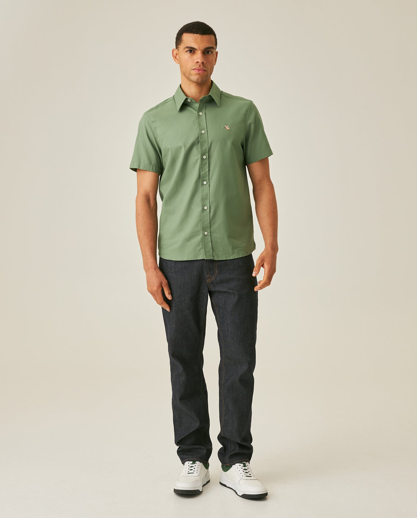 Mens Shirt Short Sleeve Slim Fit Oxford Cotton Vibrant Duck Raw Contrast Button Red Side Details - Green 63_611H026_VER176323_4