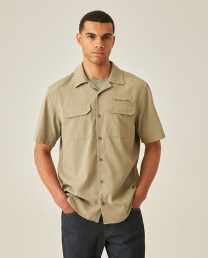 Mens Shirt Short Sleeve Classic Fit Lyocell Cotton Subtle Texture Patch Pockets Flaps Mini Lapel Collar - Green 63_611H034_VER170619_0